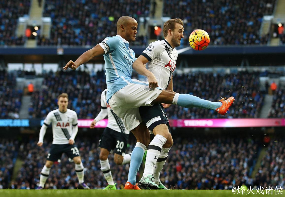 孔帕尼:凯恩与对手手臂位置相似,情况如此 孔帕尼:凯恩与对手手臂位置相似,情况如此