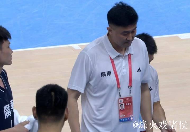 杜锋赌输未来?广东青训神话正在崩塌 杜锋赌输未来?广东青训神话正在崩塌