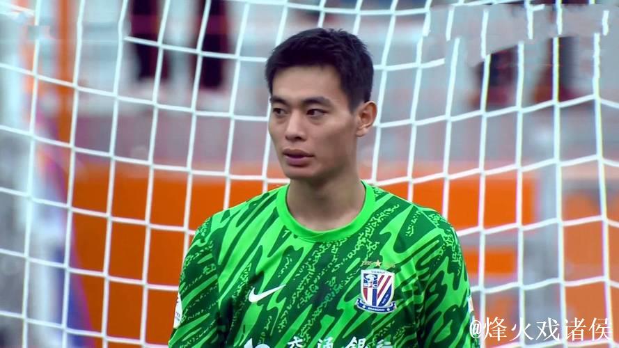 他坐稳申花一门的位置了?薛庆浩仍需继续提升 他坐稳申花一门的位置了?薛庆浩仍需继续提升